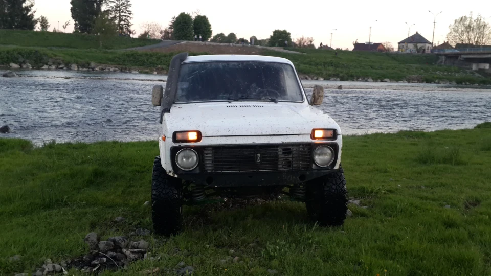 Lada 4x4 3D 4