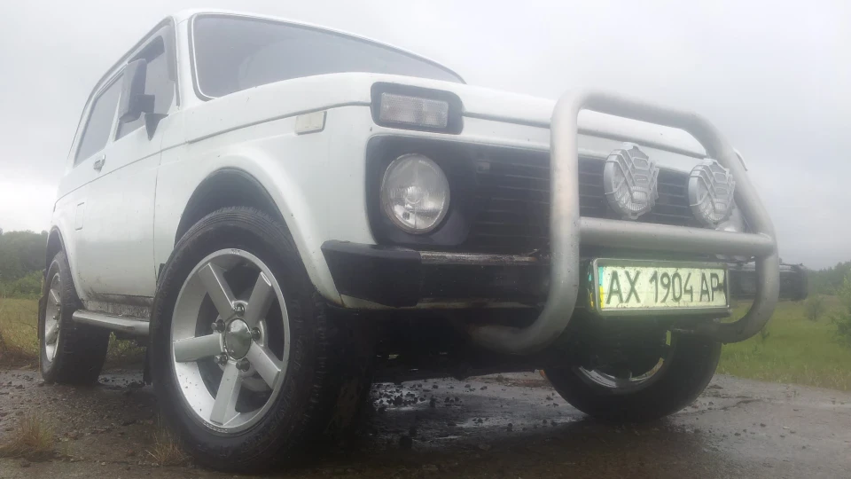 Lada 4x4 3D ... 5