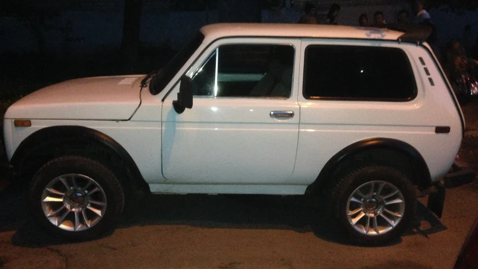 Lada 4x4 3D 4