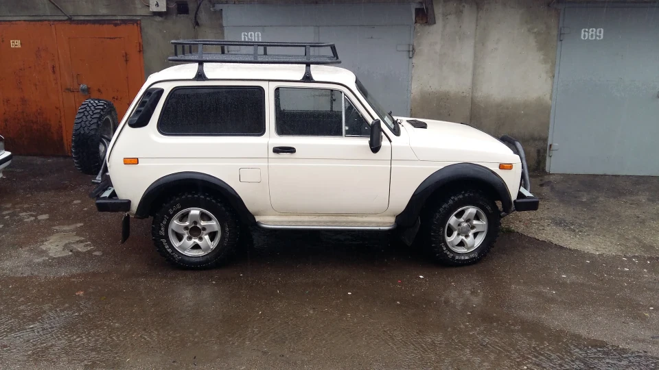 Lada 4x4 3D 4