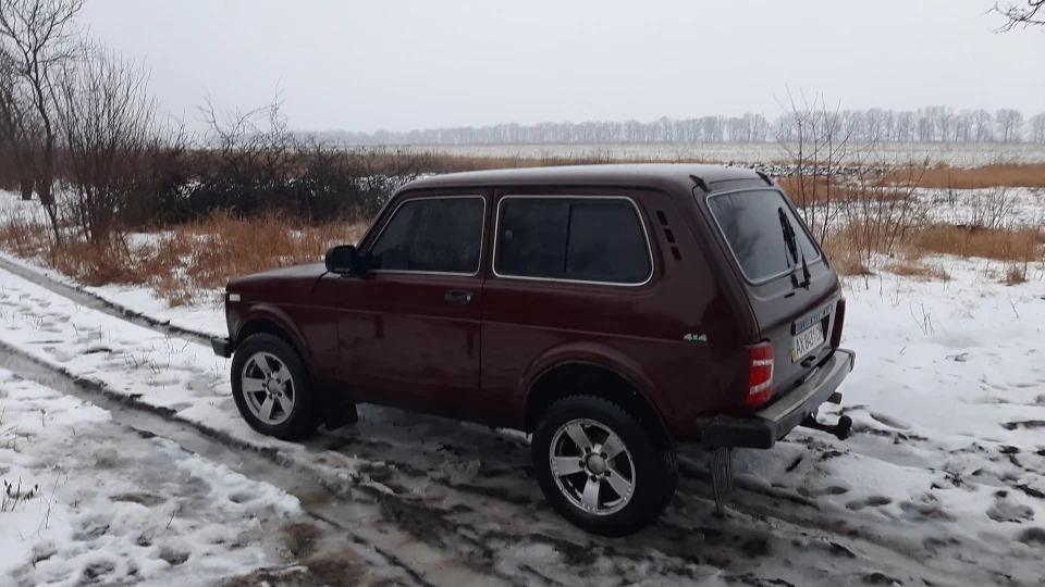 Lada 4x4 3D 4