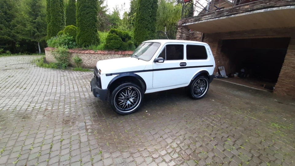 Lada 4x4 3D