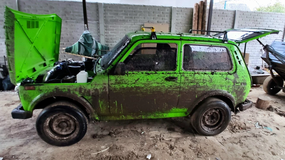 Lada 4x4 3D 1.6t 2