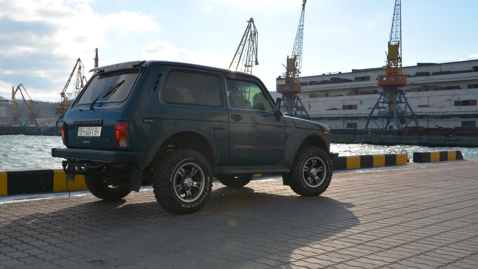 Lada 4x4 3D 1,7 мурена 3