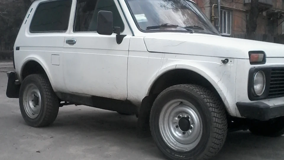 Lada 4x4 3D 1.7 twin carb 2