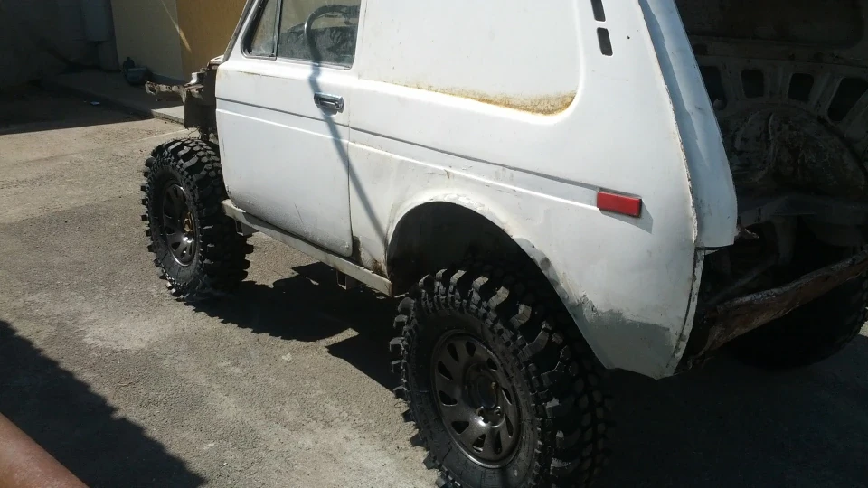 Lada 4x4 3D 1.9 TD 5
