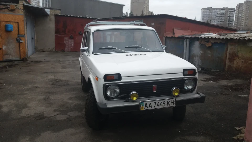Lada 4x4 3D 2,1 дизель 4