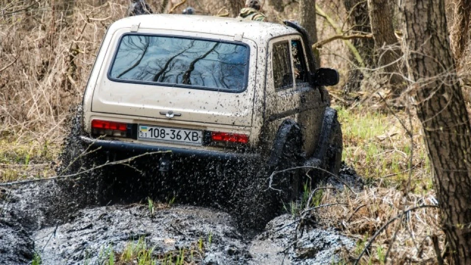 Lada 4x4 3D 33" 2