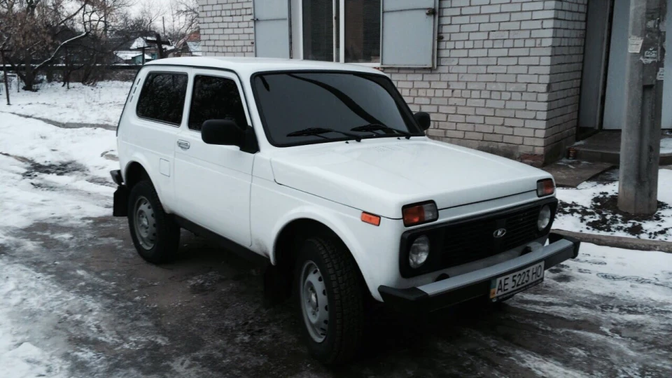 Lada 4x4 3D Біла, 1,7 інжектор 2