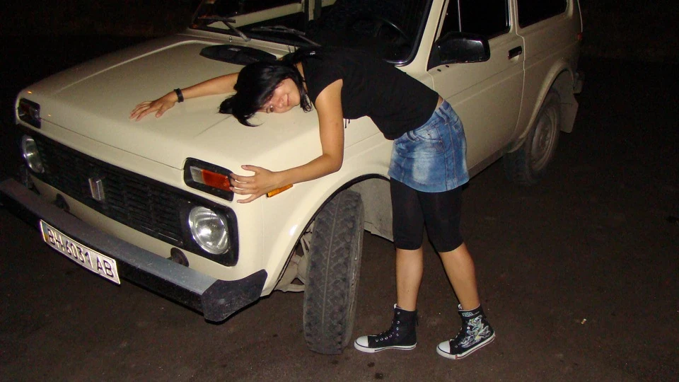 Lada 4x4 3D Бежева Радість ) 3