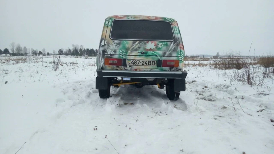 Lada 4x4 3D бойова машина піхоти 2