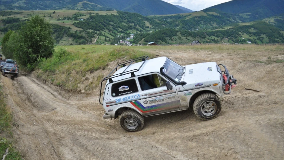 Lada 4x4 3D Очі бояться, а нива їде