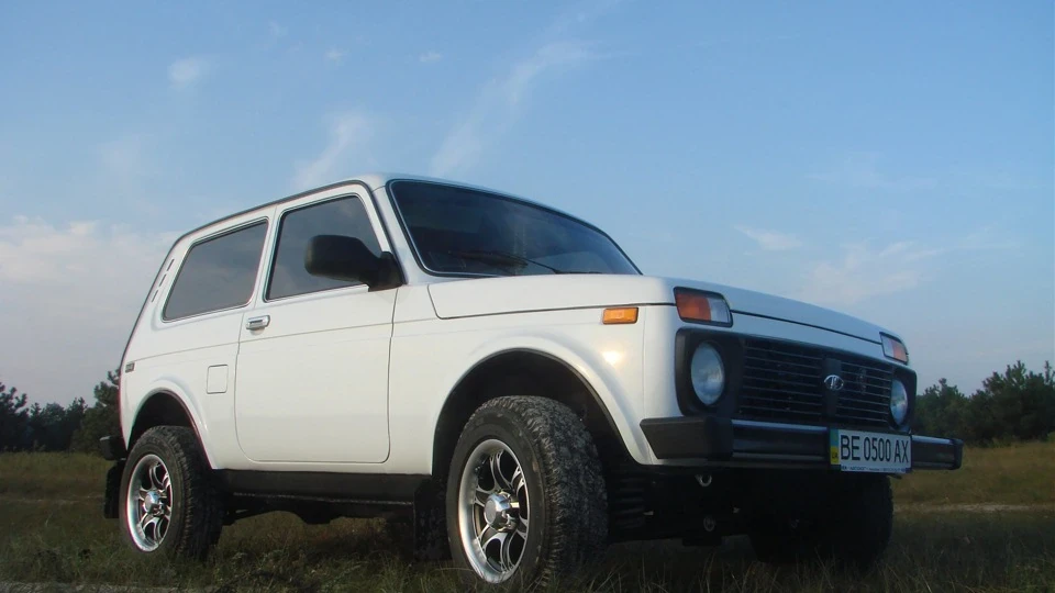Lada 4x4 3D GNiva 2