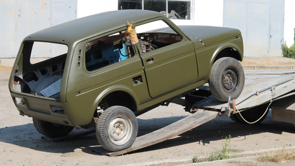 Lada 4x4 3D Grave Digger 2