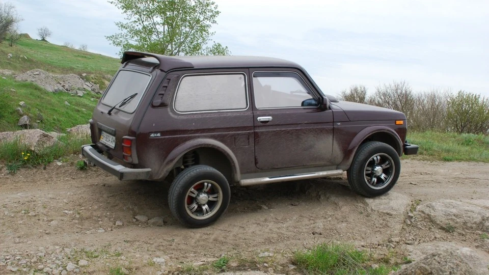 Lada 4x4 3D Яшма 1.7 I 3