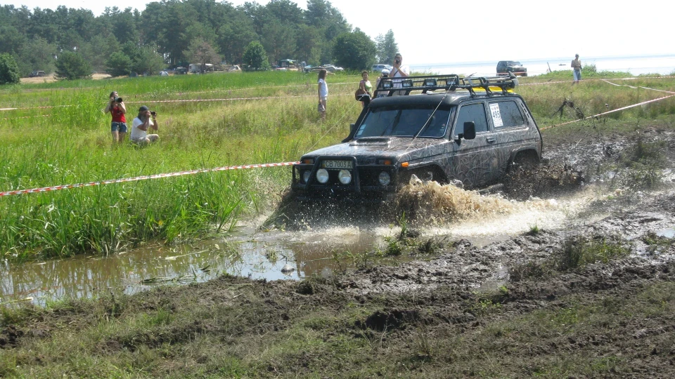 Lada 4x4 3D очеретна 2