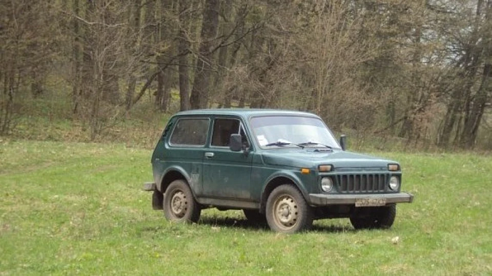 Lada 4x4 3D КОЛИСЬ БУЛА ЧЕРВОНОЮ