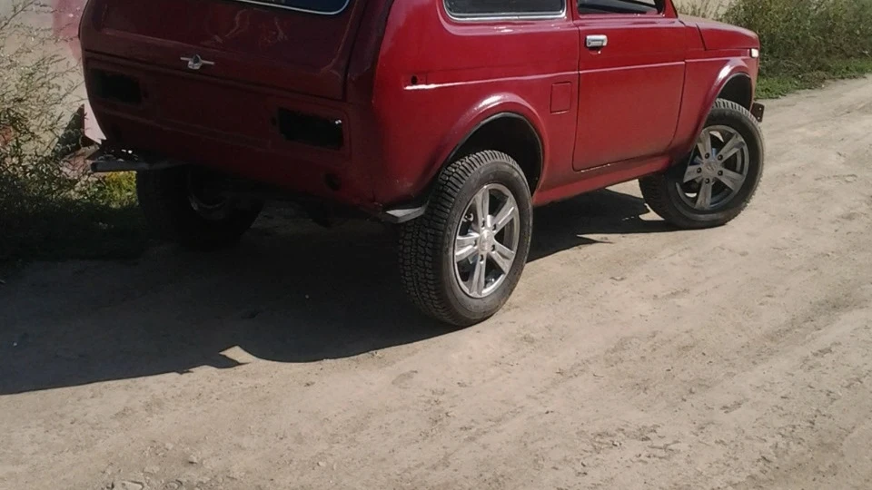 Lada 4x4 3D Колобок 2