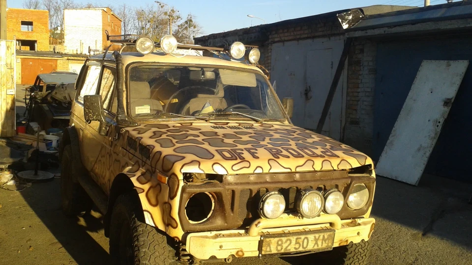Lada 4x4 3D Комфортний Трактор 4