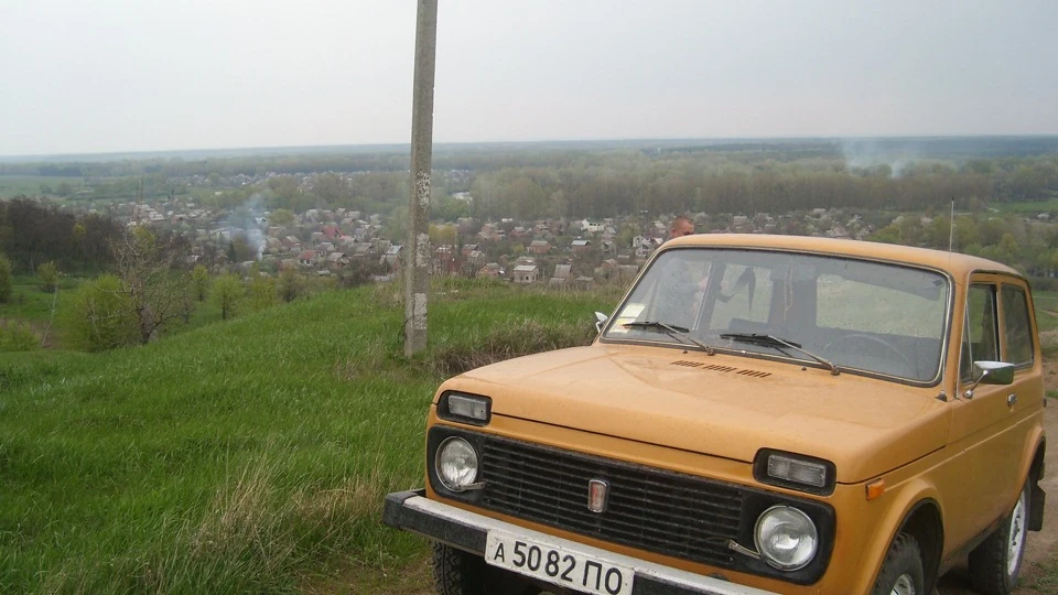 Lada 4x4 3D машина кольору Ламборджіні 3