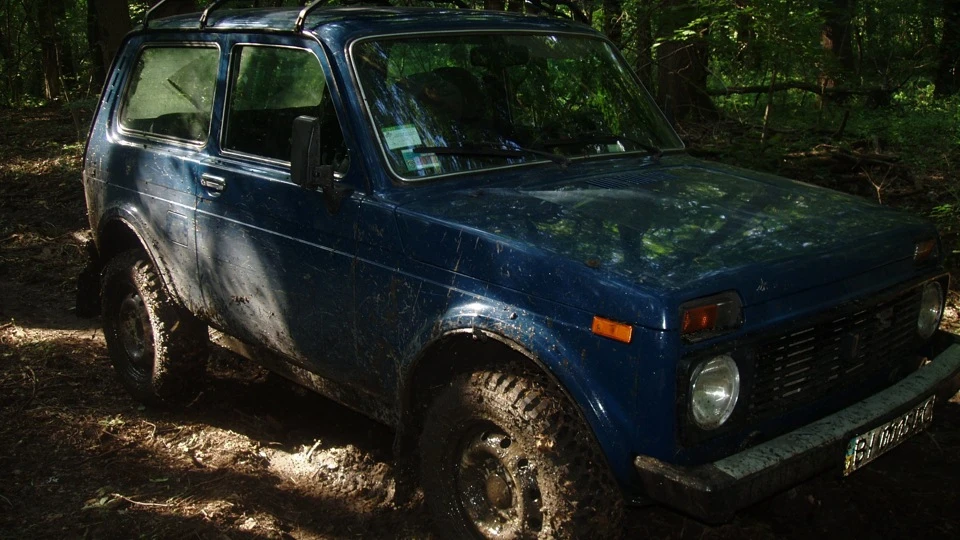 Lada 4x4 3D Ведмедик Dort J-har