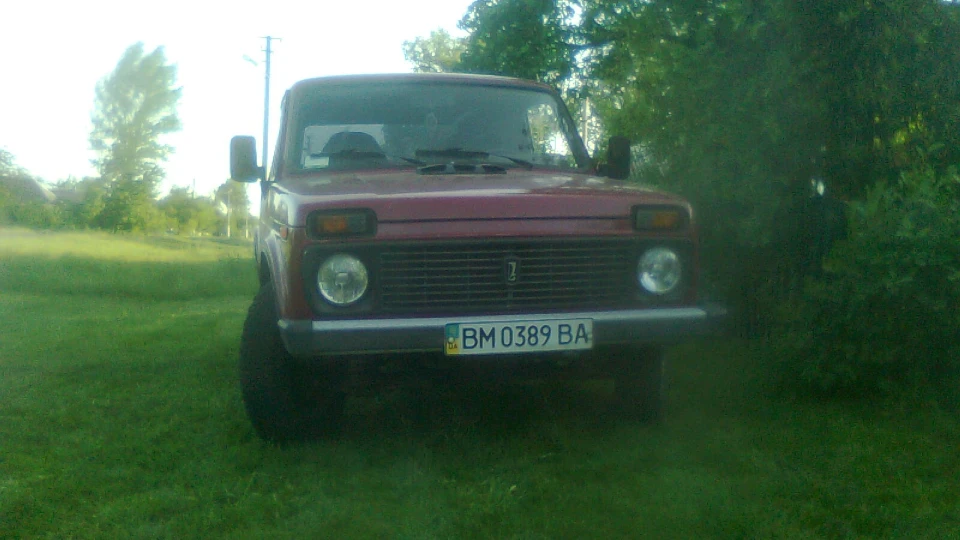 Lada 4x4 3D NIVA 1.7 RED 3