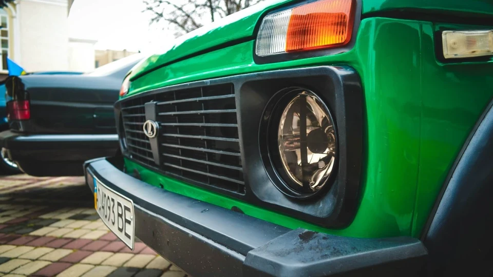 Lada 4x4 3D Нива Powered by Audi