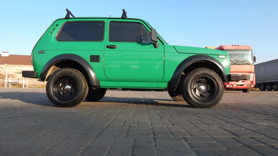 Lada 4x4 3D Нива Powered by Audi 2