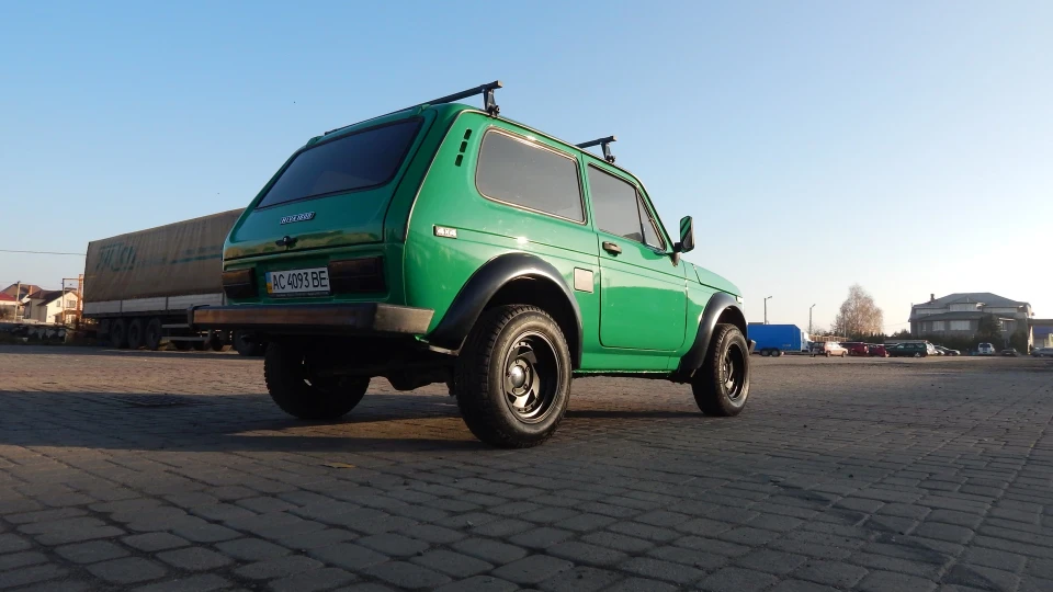Lada 4x4 3D Нива Powered by Audi 5
