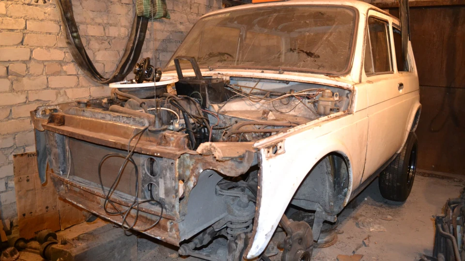 Lada 4x4 3D Nivjero Sport 2