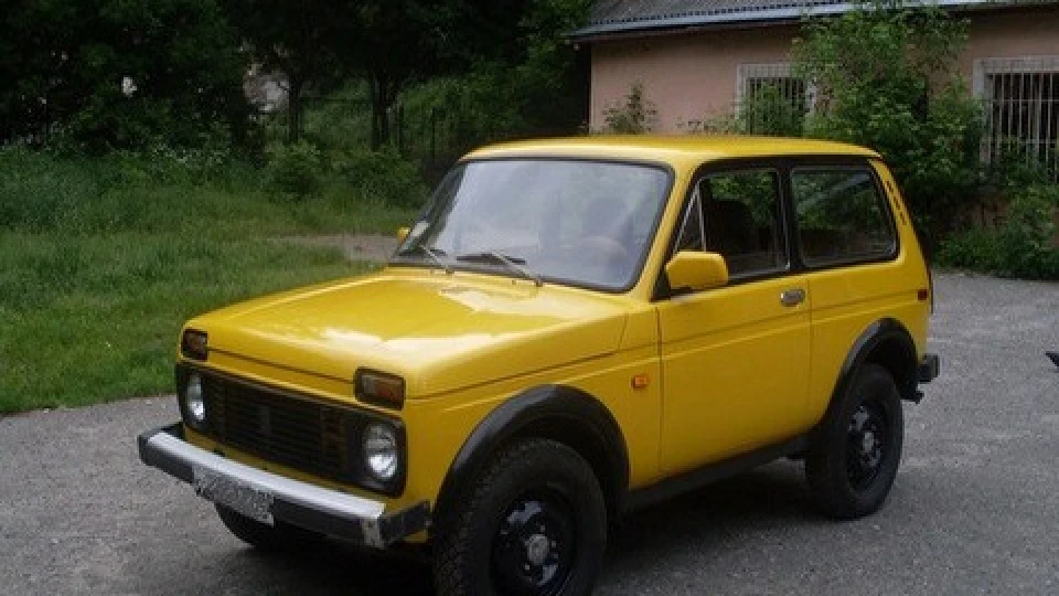 Lada 4x4 3D Бджілко)
