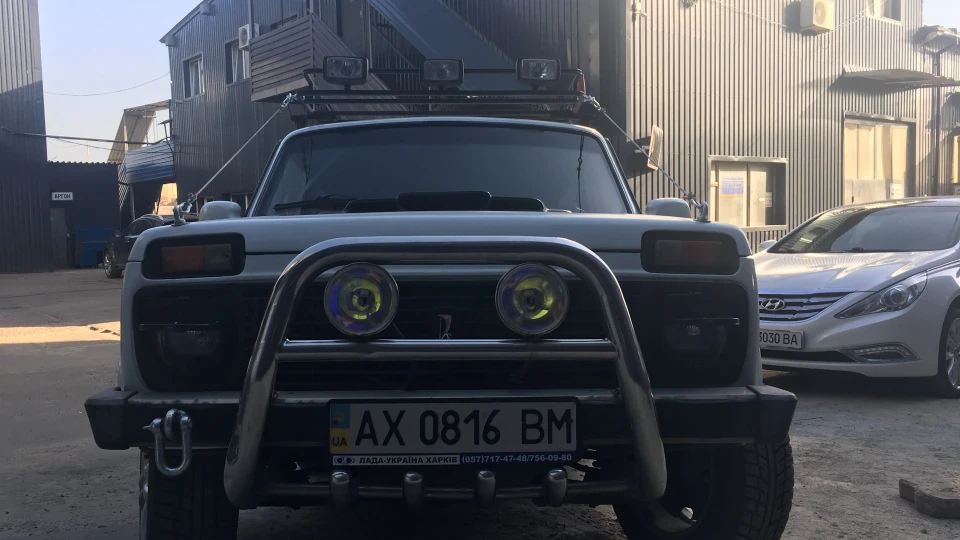 Lada 4x4 3D polar bear 3