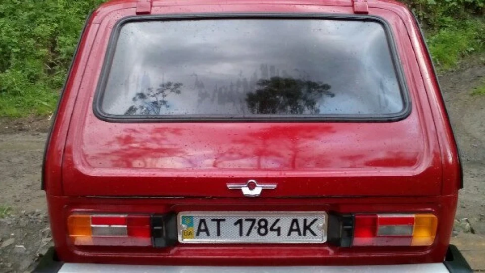 Lada 4x4 3D Red 5