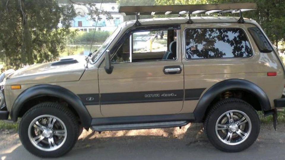 Lada 4x4 3D Ренжнівер 2