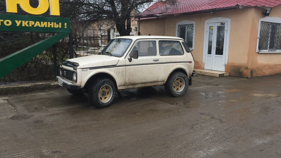 Lada 4x4 3D Російський JEEP 3
