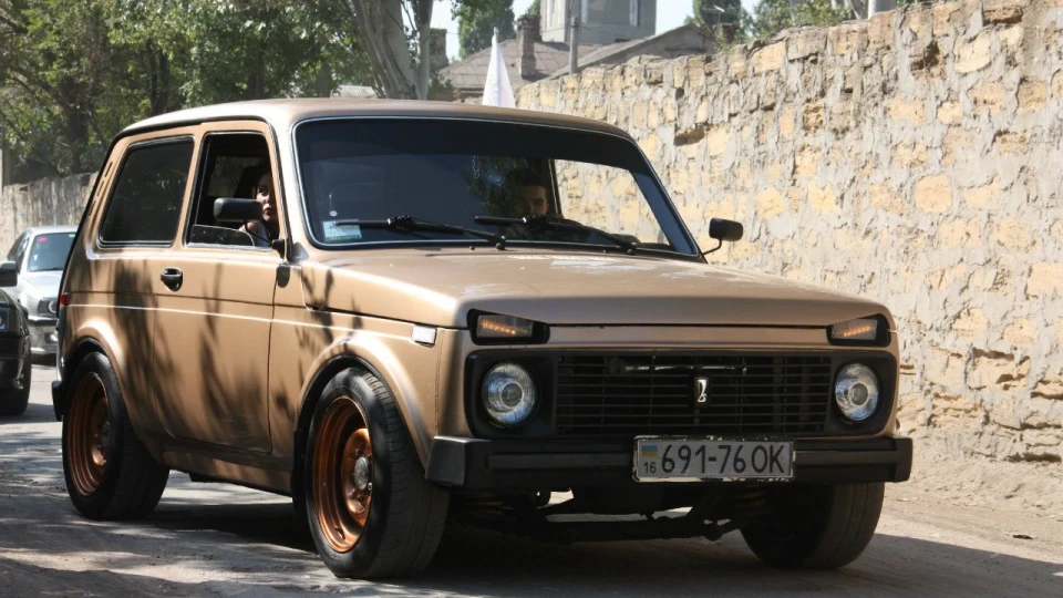 Lada 4x4 3D Руда бестія 4
