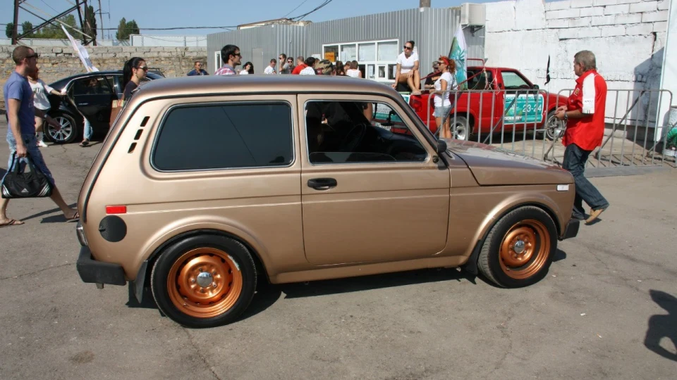 Lada 4x4 3D Руда бестія 5