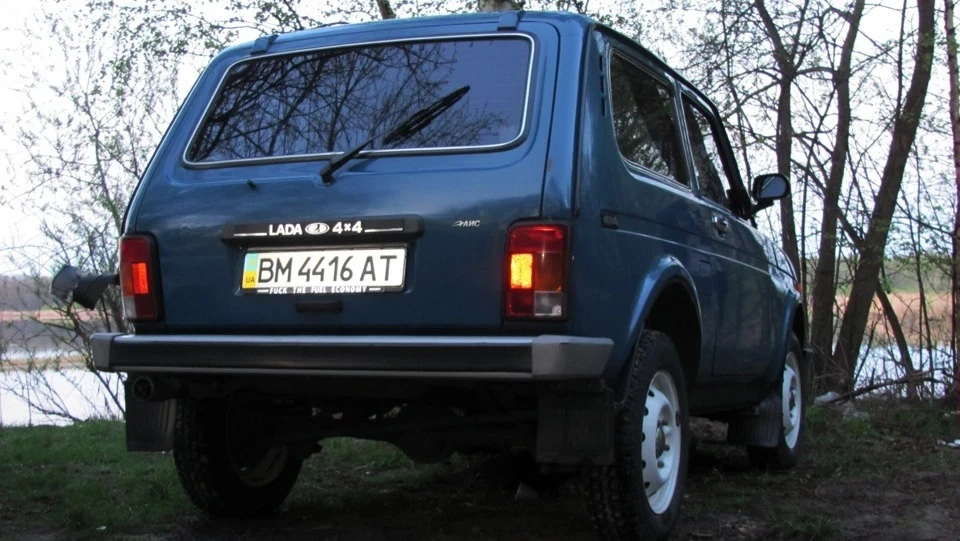 Lada 4x4 3D синя 3