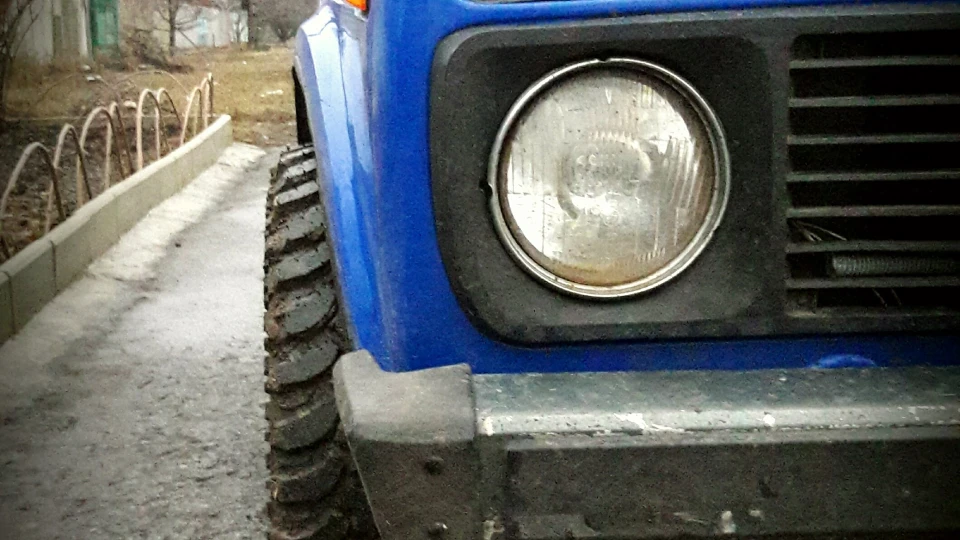 Lada 4x4 3D Синій місяцехід 3