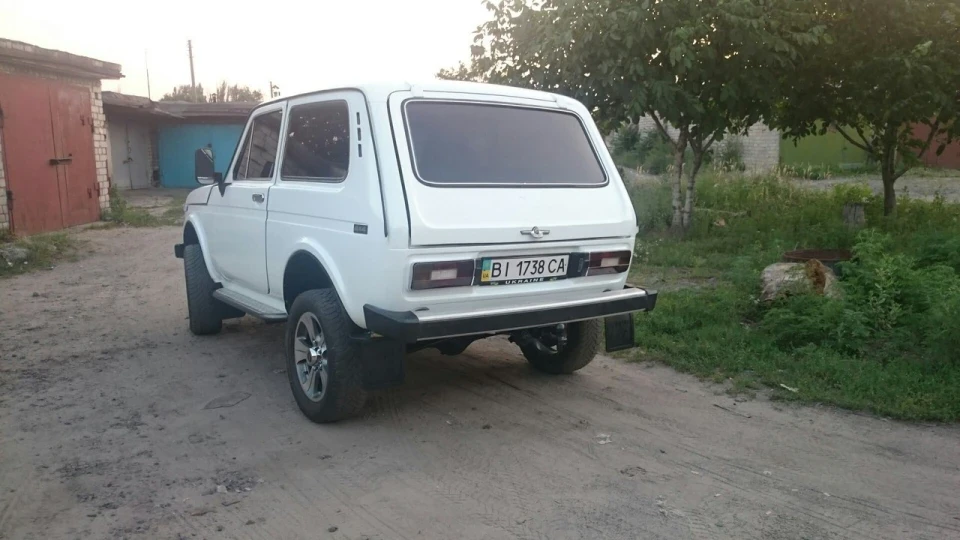 Lada 4x4 3D Сніговий Барс