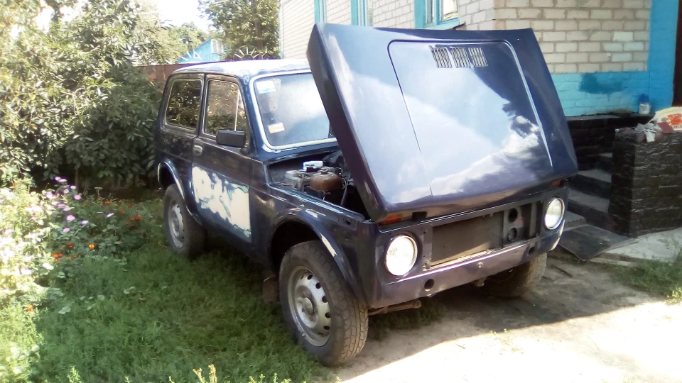 Lada 4x4 3D T-1000 Спортивний Таз 3