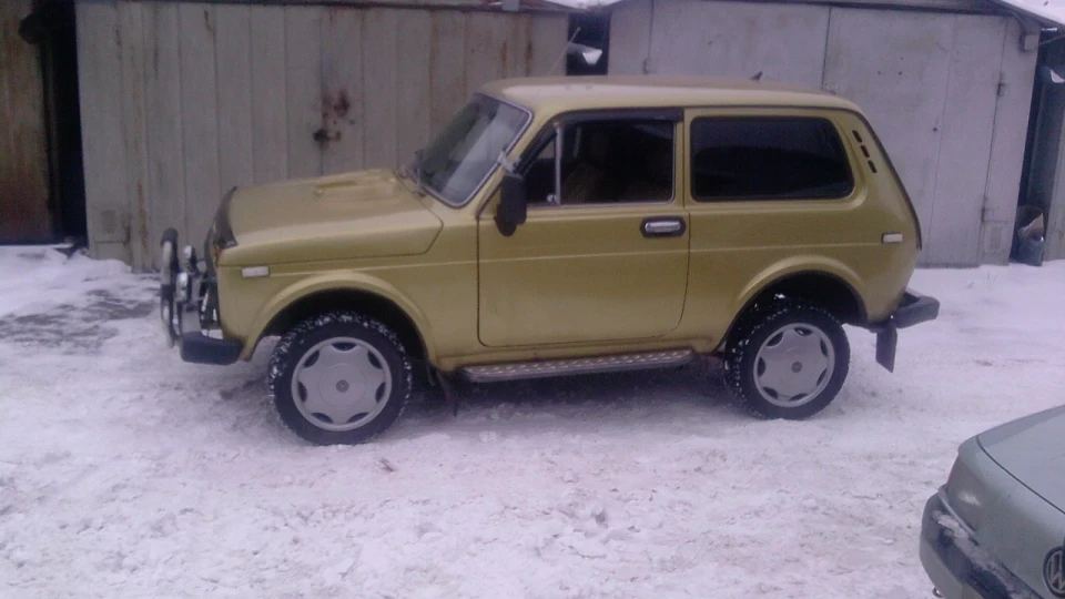 Lada 4x4 3D Типу Золотий 4