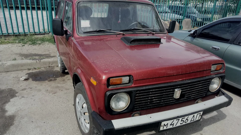 Lada 4x4 3D Втомлена бабуся 2