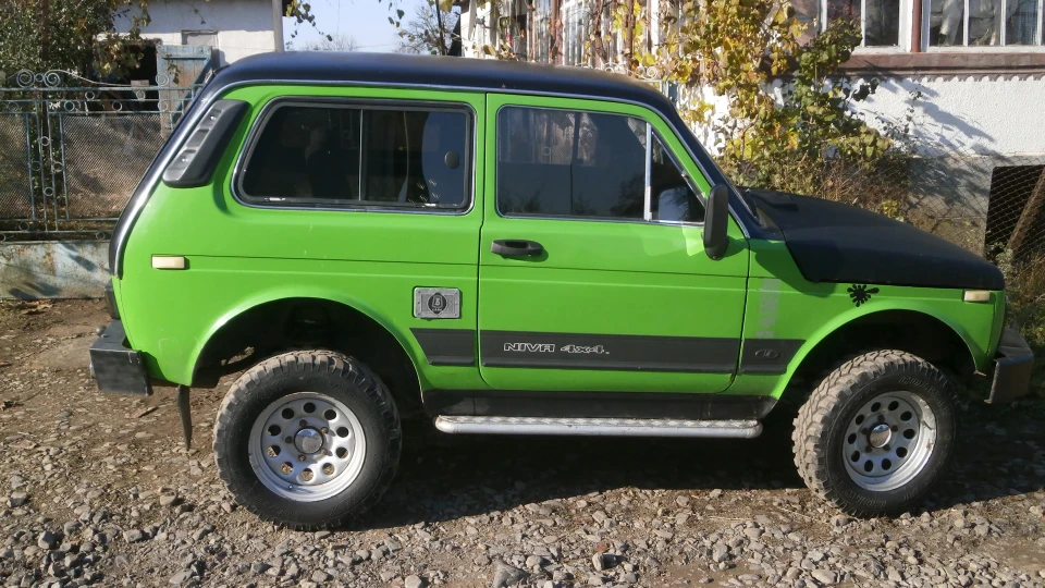 Lada 4x4 3D - зелень -