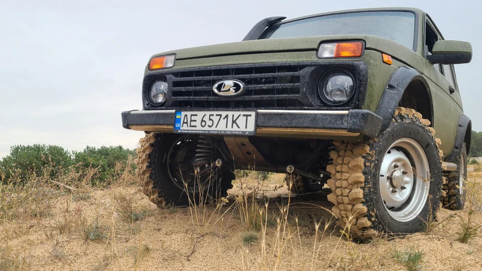 Lada 4x4 3D Зелений Дракон 3