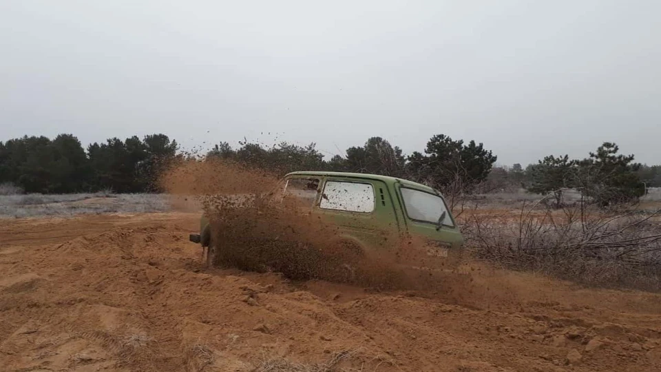 Lada 4x4 3D Зелений Дракон 4