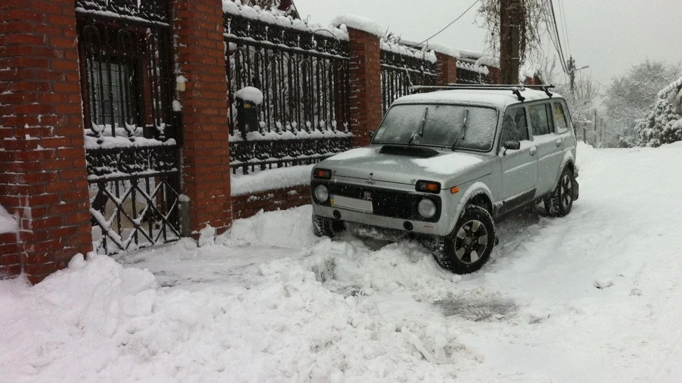 Lada 4x4 5D Pacanska9 5