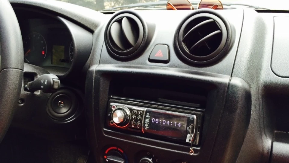 Lada Гранта Біла хмара 2