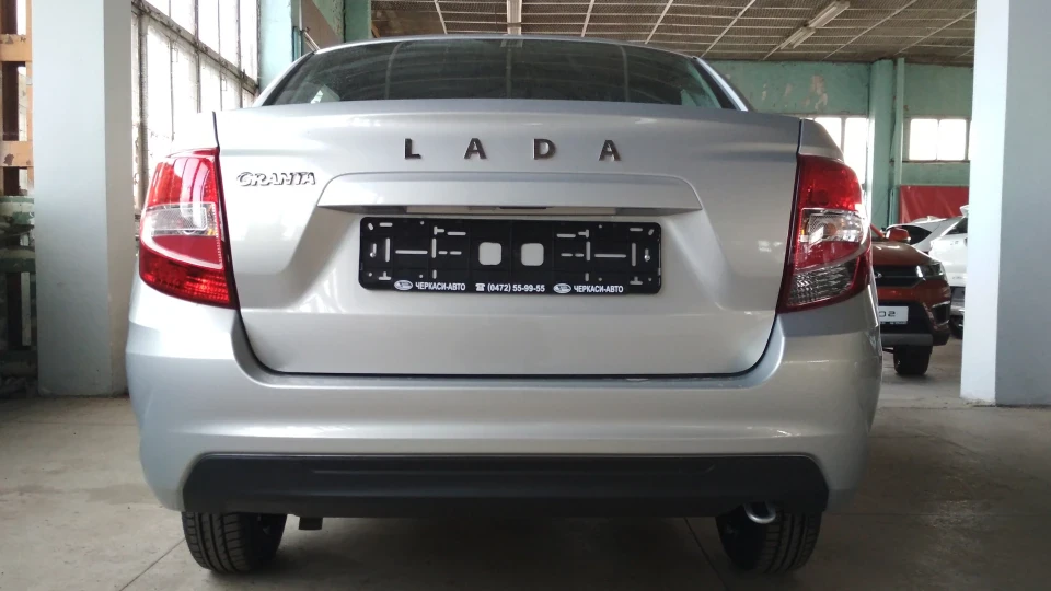 Lada Гранта Рислінг 4