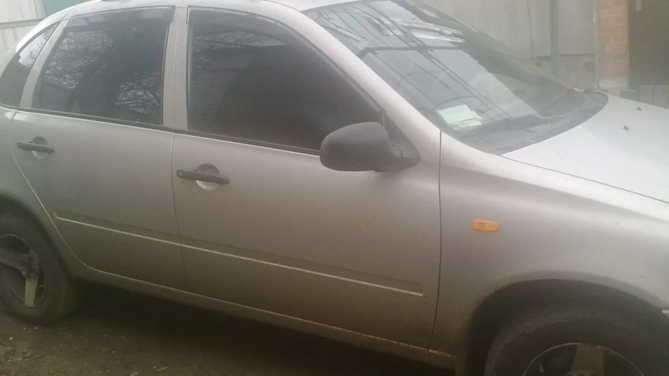 Lada Калина Седан 3